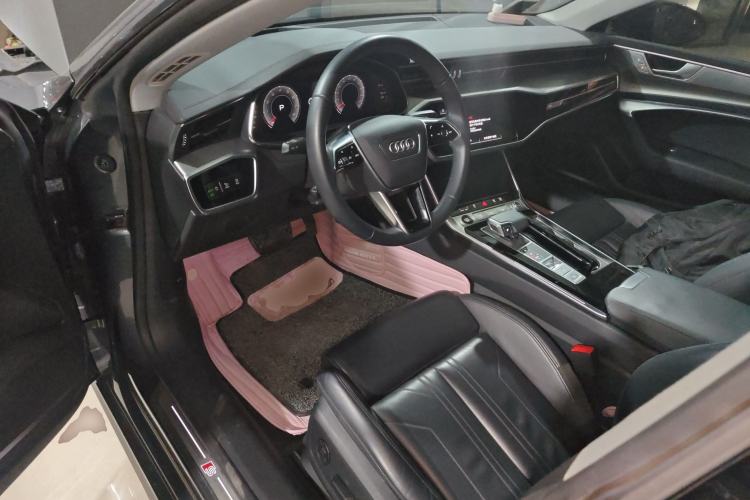 Used Audi A7 2023 45 TFSI Prestige Edition Center Console