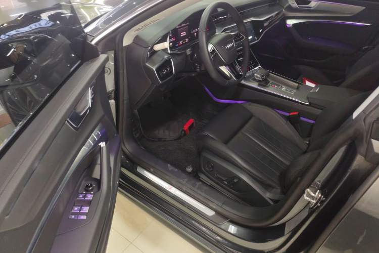 Used Audi A7 2023 45 TFSI Prestige Edition Driver Seat