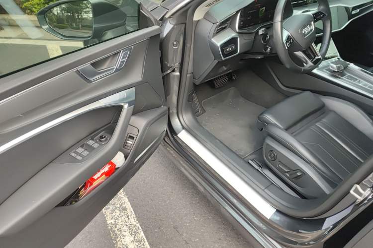 Used Audi A7 2023 45 TFSI Prestige Edition Driver Seat