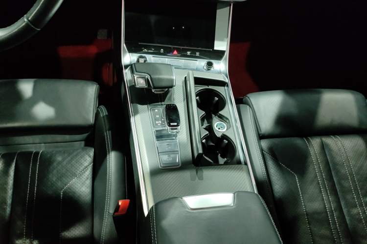 Used Audi A7 2023 45 TFSI Prestige Edition Gear Lever