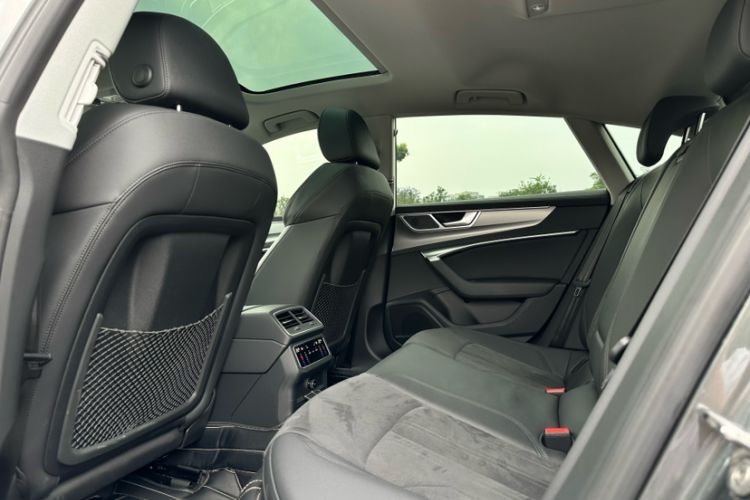 Used Audi A7 2023 45 TFSI Prestige Edition Interior 2
