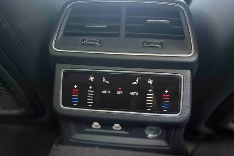 Used Audi A7 2023 55 TFSI quattro Prestige Edition Interior 4
