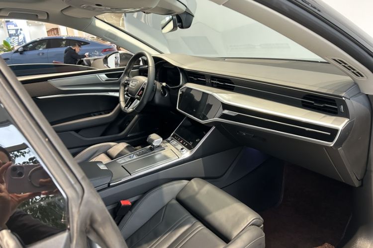 Used Audi A7 2023 45 TFSI Prestige Edition Interior 6