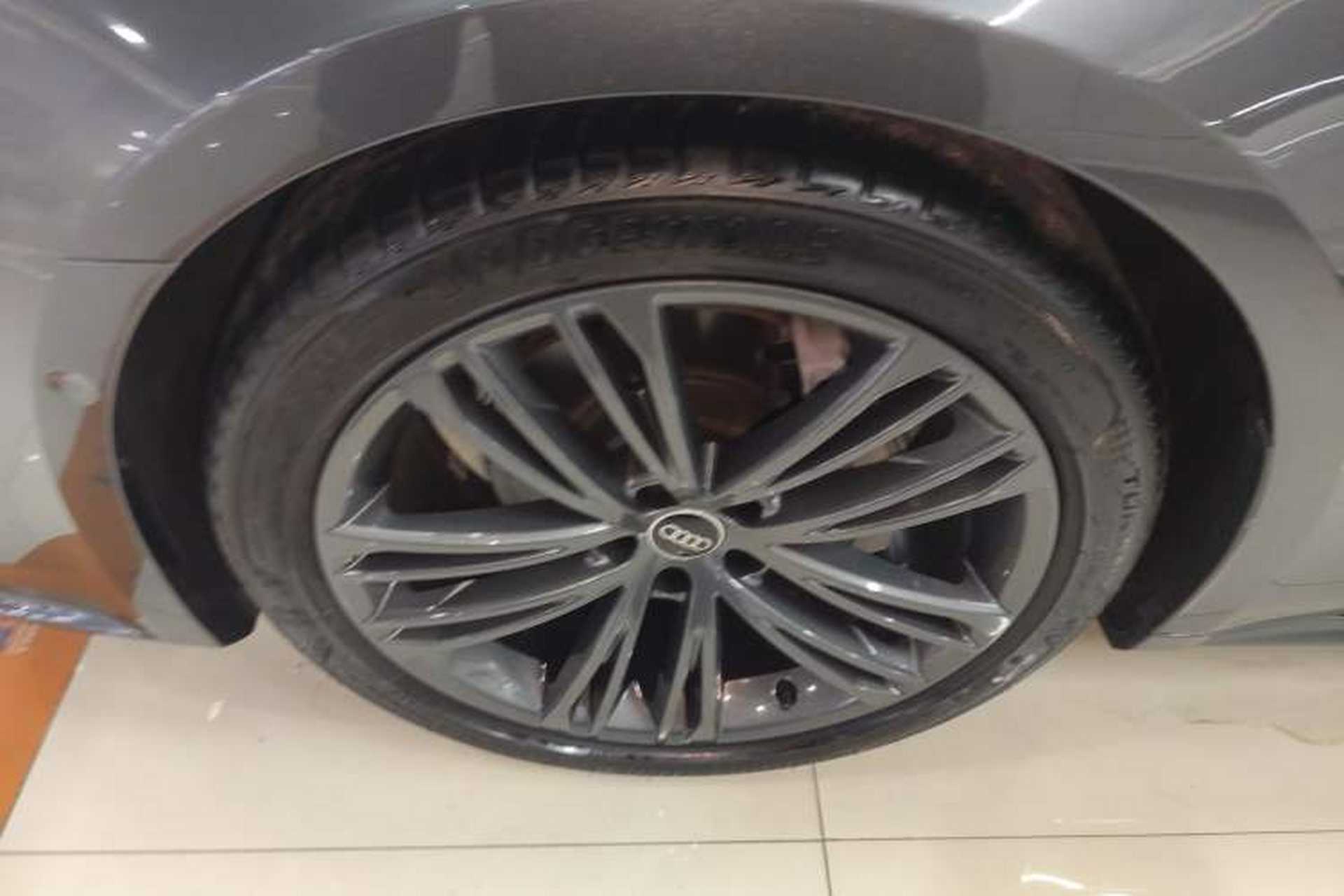 Used Audi A7 2023 45 TFSI Prestige Edition Left Front Wheel Hub