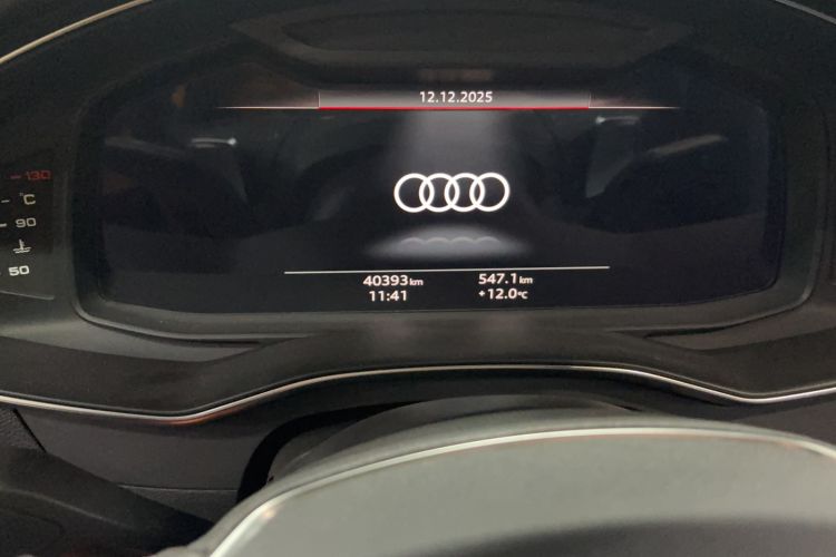 Used Audi A7 2023 55 TFSI quattro Prestige Edition Odometer Close Up