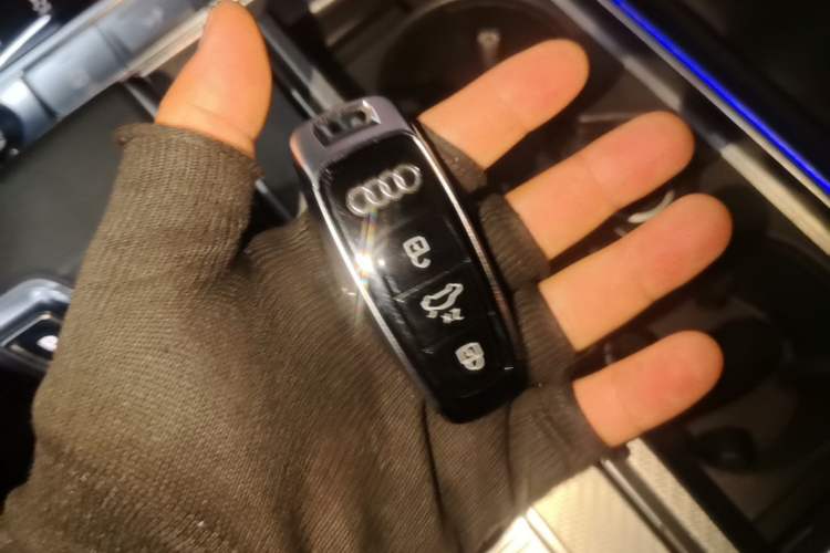 Used Audi A7 2023 45 TFSI Prestige Edition Vehicle Key