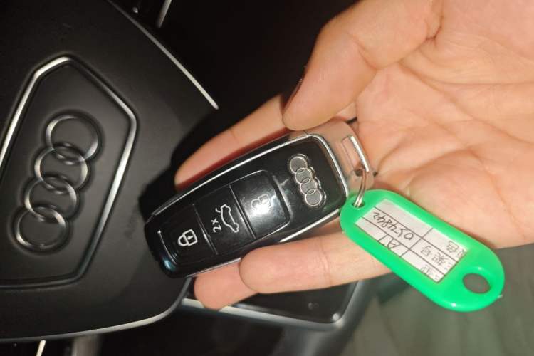 Used Audi A7 2023 45 TFSI Prestige Edition Vehicle Key