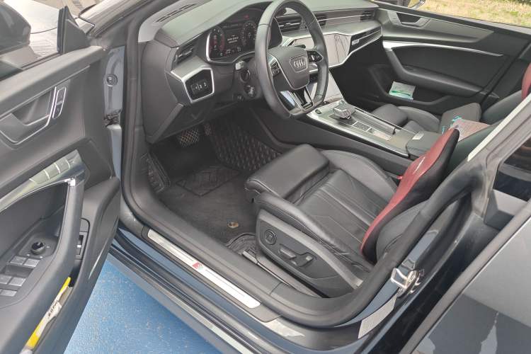 Used Audi A7 2023 45 TFSI Prestige Edition Driver Seat