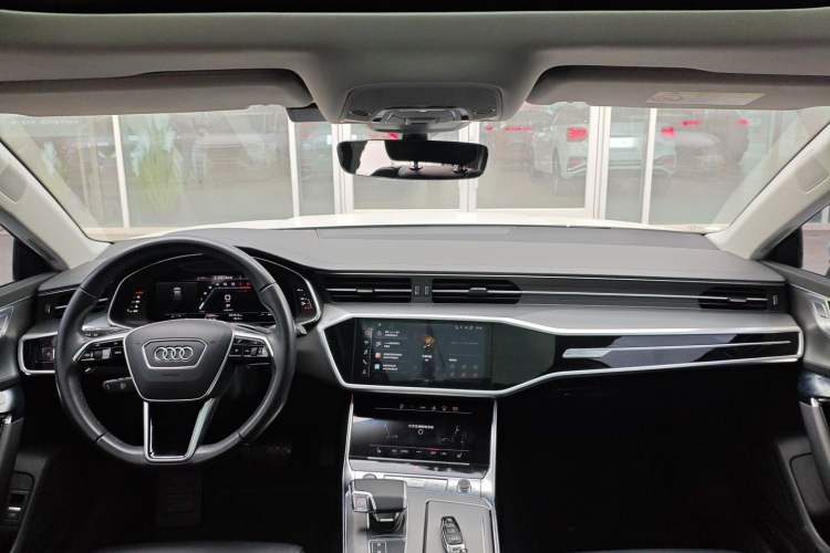 Used Audi A7 2023 45 TFSI Prestige Edition Center Console