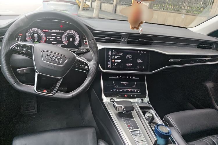 Used Audi A7 2023 45 TFSI Prestige Edition Center Console