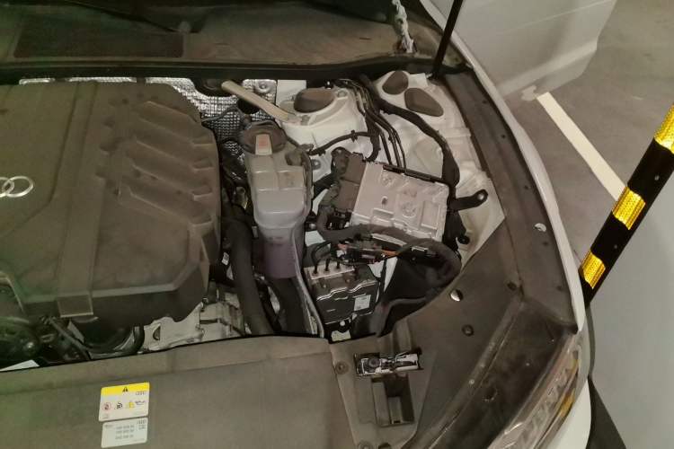 Used Audi A7 2023 45 TFSI Prestige Edition Engine Bay Left