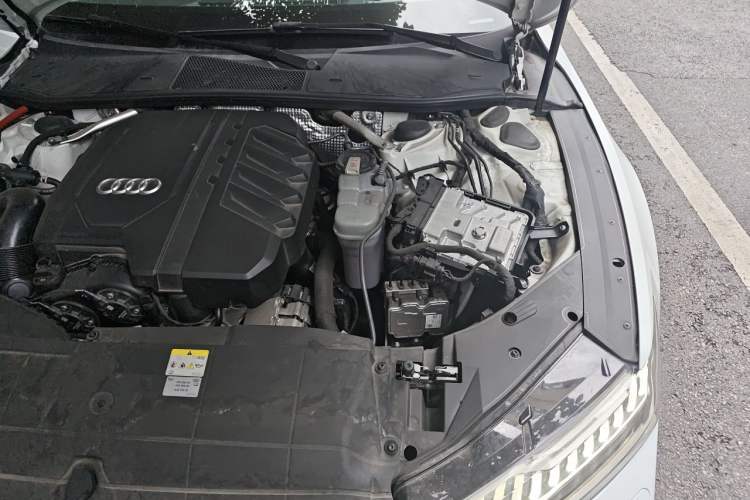 Used Audi A7 2023 45 TFSI Prestige Edition Engine Bay Left