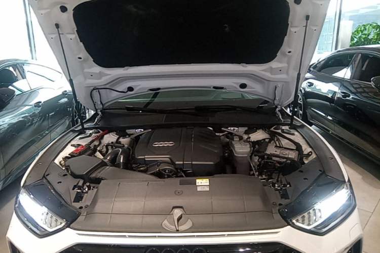 Used Audi A7 2023 45 TFSI Prestige Edition Engine Bay