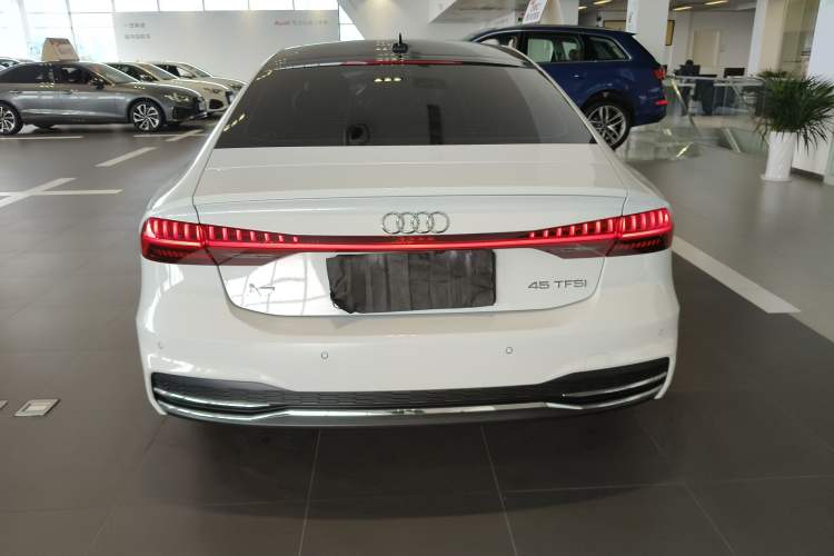 Used Audi A7 2023 45 TFSI Prestige Edition Exterior 4