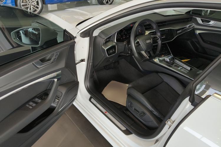 Used Audi A7 2023 45 TFSI Prestige Edition Interior 3