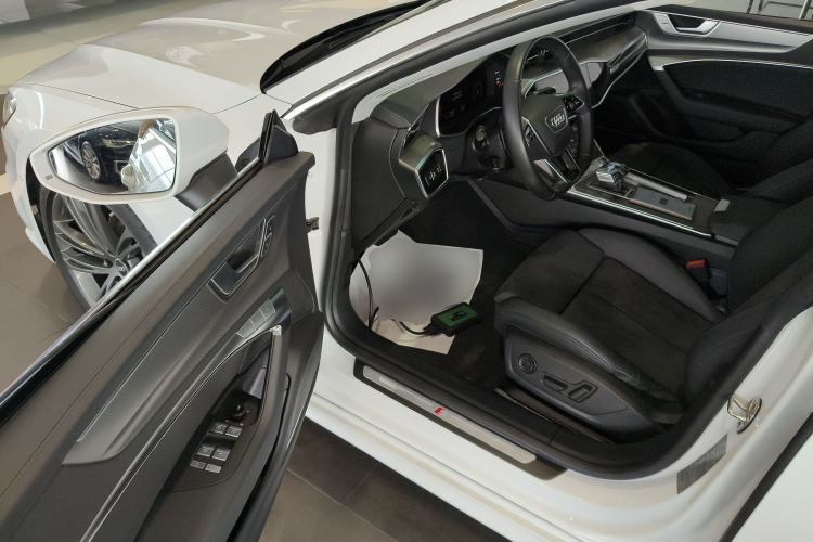 Used Audi A7 2023 45 TFSI Prestige Edition Interior 3