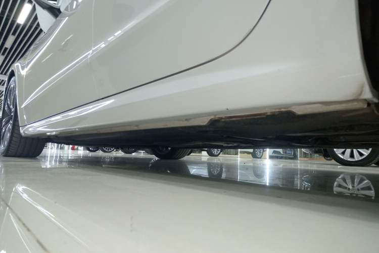 Used Audi A7 2023 45 TFSI Prestige Edition Left Side Sill