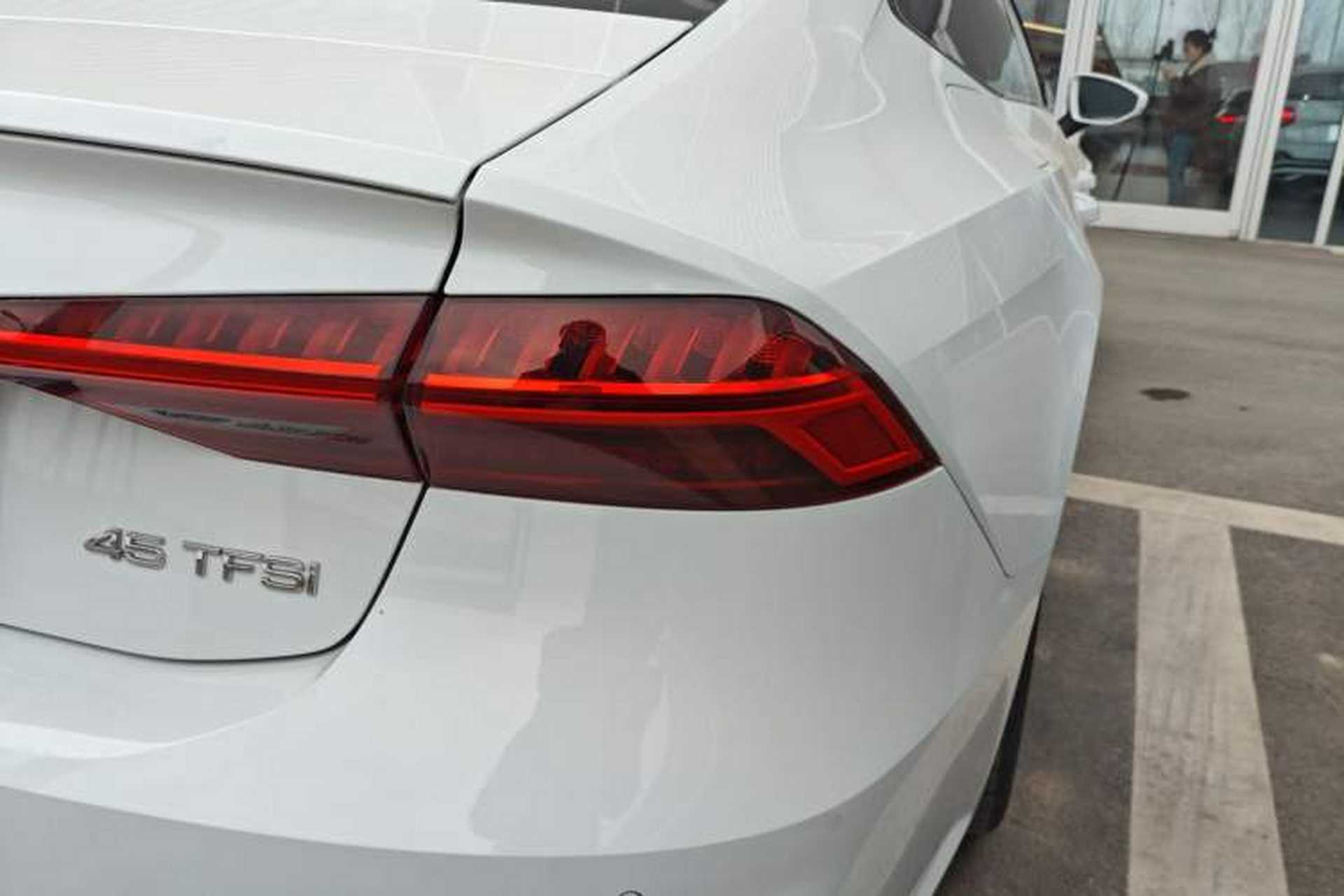 Used Audi A7 2023 45 TFSI Prestige Edition Right Rear Taillight