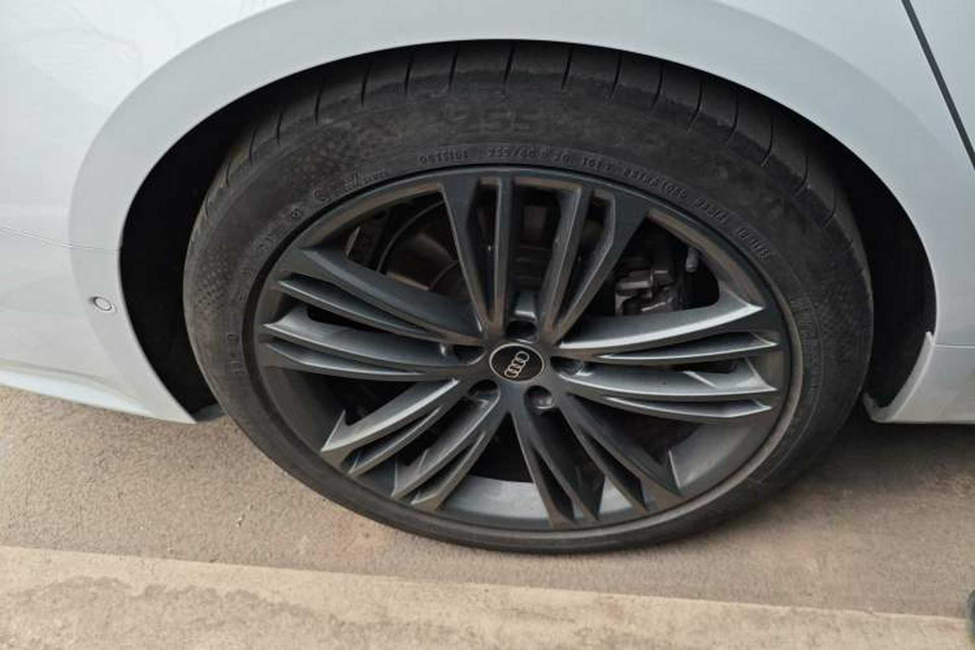 Used Audi A7 2023 45 TFSI Prestige Edition Right Rear Wheel Hub