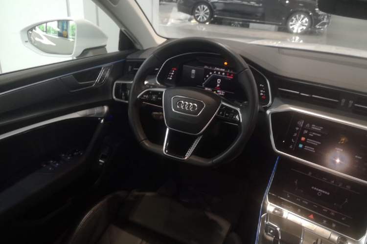 Used Audi A7 2023 45 TFSI Prestige Edition Steering Wheel