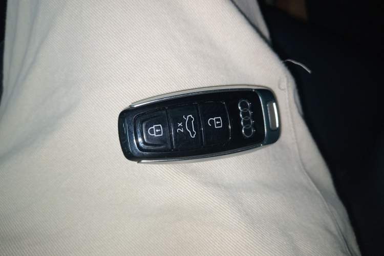 Used Audi A7 2023 45 TFSI Prestige Edition Vehicle Key