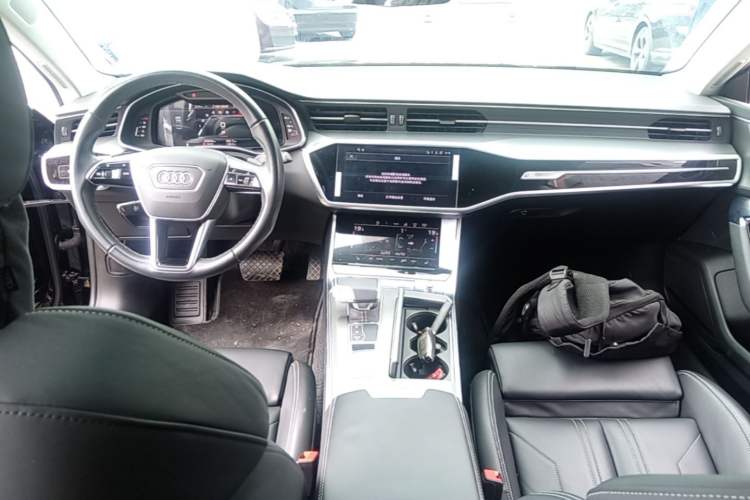 Used Audi A7 2024 45 TFSI Prestige Edition Center Console