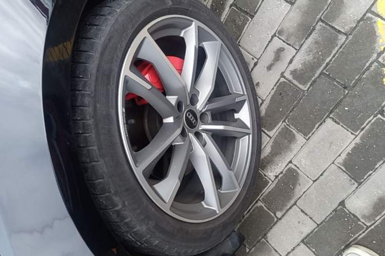 Used Audi A7 2024 45 TFSI Prestige Edition Left Front Wheel Hub