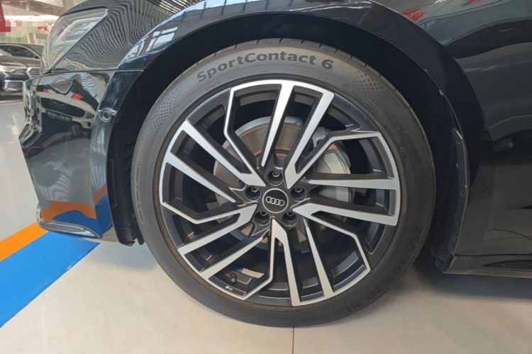 Used Audi A7 2024 45 TFSI Prestige Edition Left Front Wheel Hub