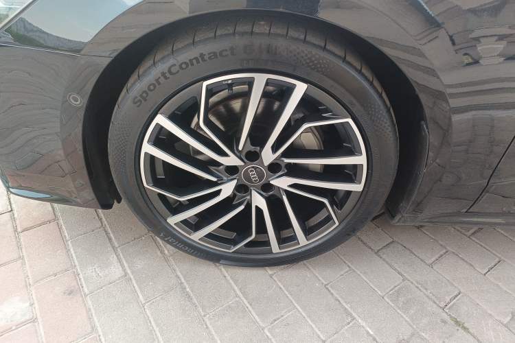 Used Audi A7 2024 45 TFSI Prestige Edition Left Front Wheel Hub