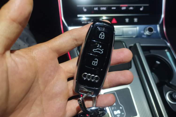 Used Audi A7 2024 45 TFSI Prestige Edition Vehicle Key