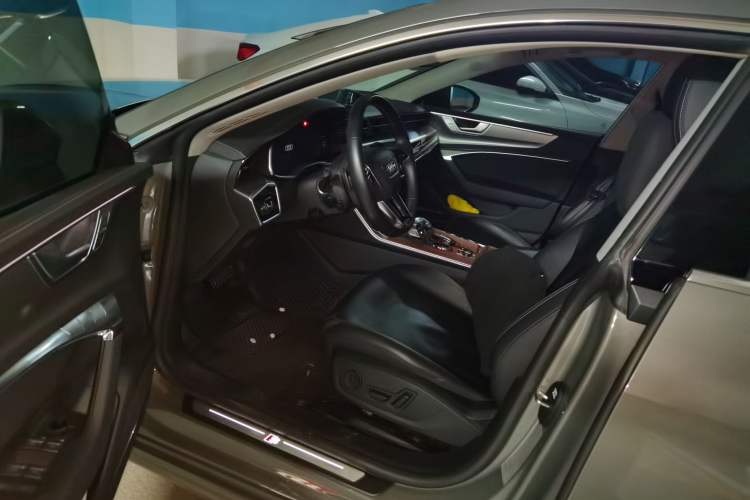 Used Audi A7 2024 45 TFSI Prestige Edition Driver Seat