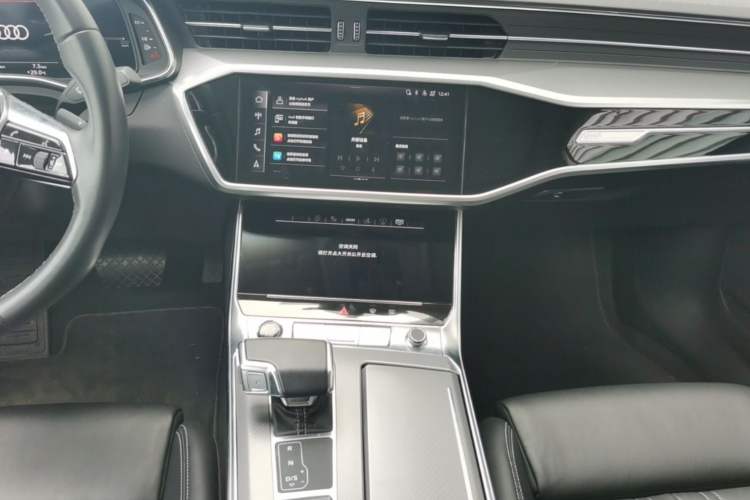 Used Audi A7 2024 45 TFSI Prestige Edition Audio And AC Panel