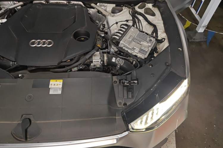 Used Audi A7 2024 55 TFSI quattro Prestige Edition Engine Bay Left