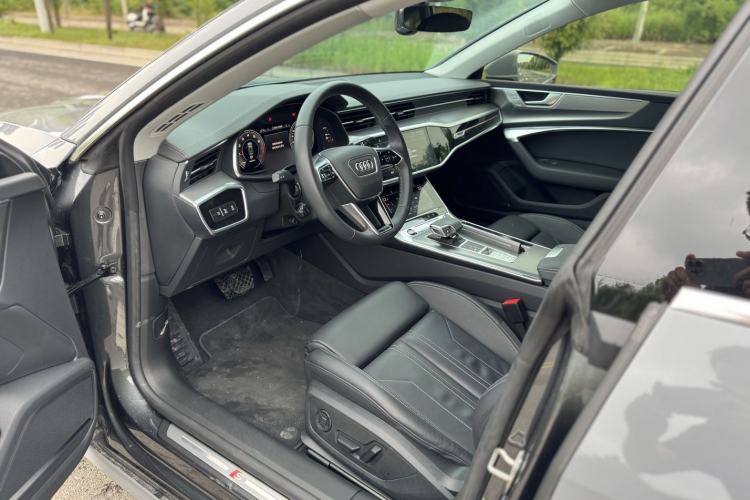 Used Audi A7 2024 45 TFSI Prestige Edition Interior 4