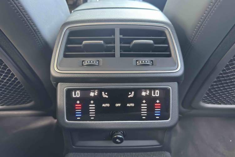 Used Audi A7 2024 45 TFSI Prestige Edition Interior 4