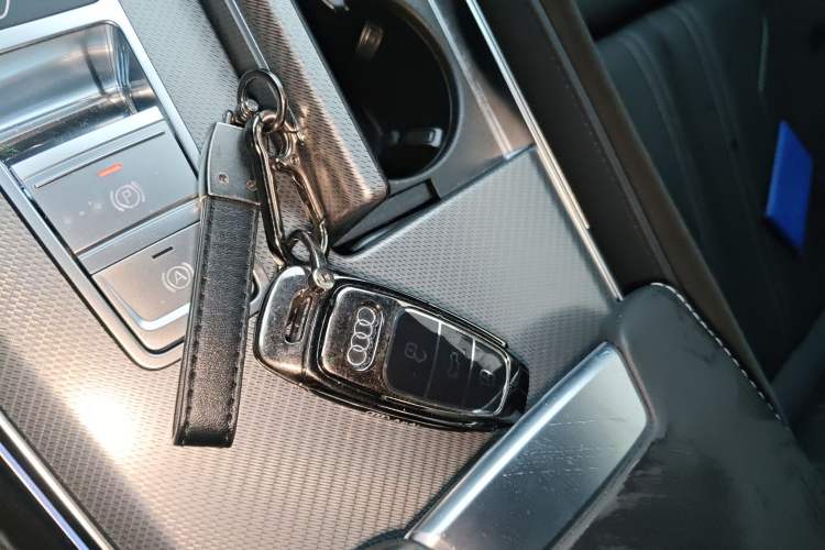 Used Audi A7 2024 45 TFSI Prestige Edition Vehicle Key