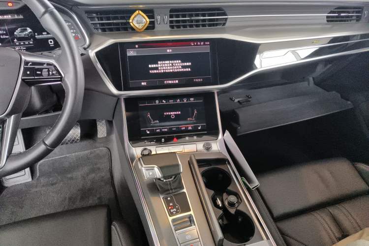 Used Audi A7 2024 45 TFSI Prestige Edition Audio And AC Panel