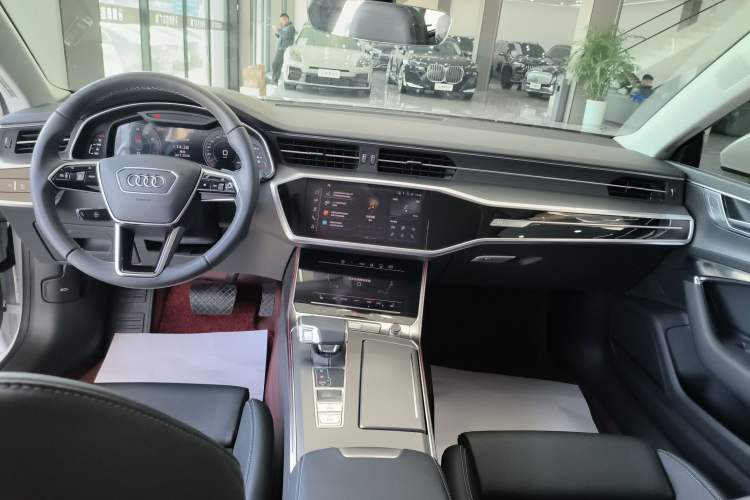 Used Audi A7 2024 45 TFSI Prestige Edition Audio And AC Panel