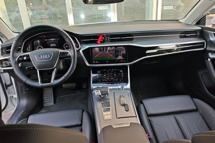 Used Audi A7 2024 45 TFSI Prestige Edition Center Console