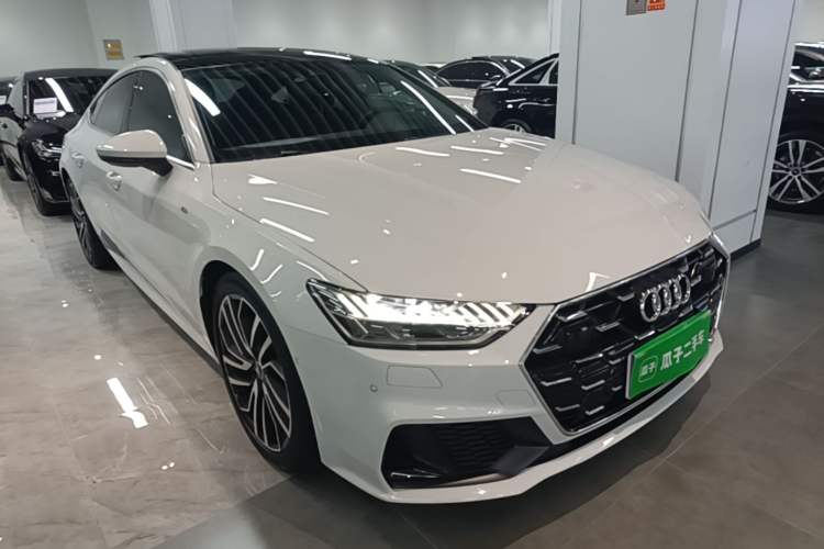 Used Audi A7 2024 45 TFSI Prestige Edition Front Right 45 Deg