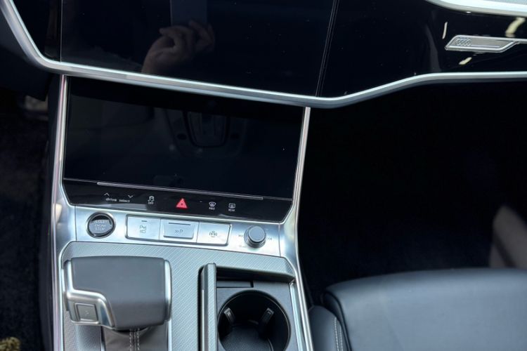 Used Audi A7 2024 45 TFSI Prestige Edition Interior 2