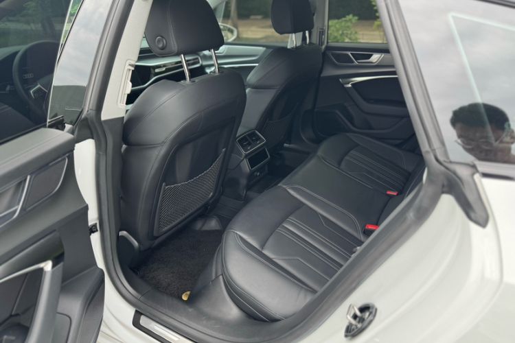 Used Audi A7 2024 45 TFSI Prestige Edition Interior 4