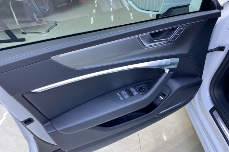 Used Audi A7 2024 45 TFSI Prestige Edition Interior 8