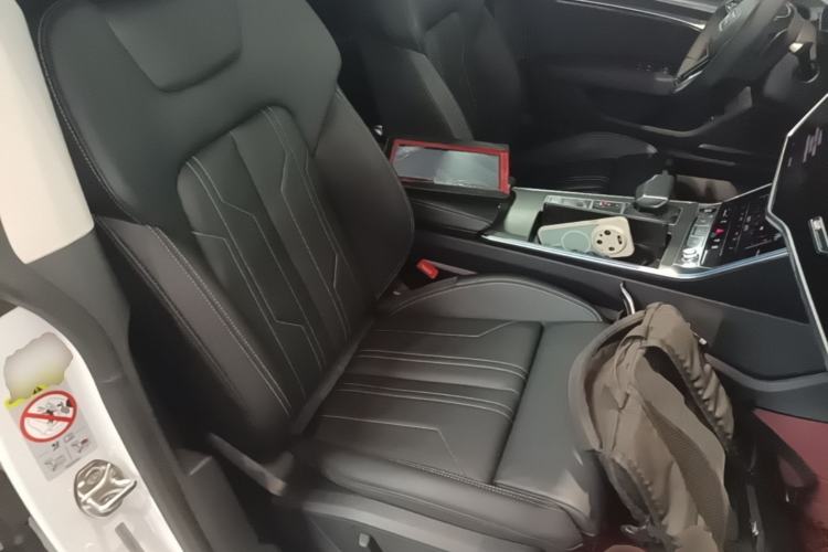 Used Audi A7 2024 45 TFSI Prestige Edition Right Front Seat