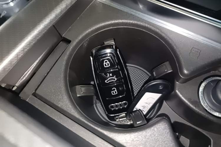 Used Audi A7 2024 45 TFSI Prestige Edition Vehicle Key