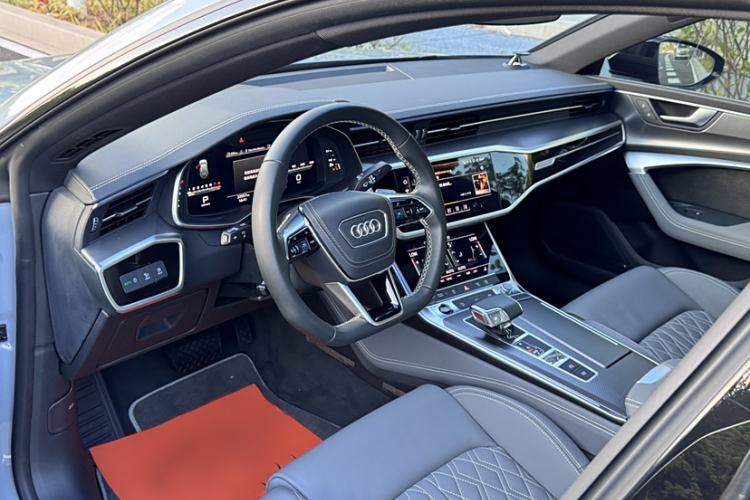 Used Audi A7L 2024 45 TFSI quattro RS Performance Edition Interior 9