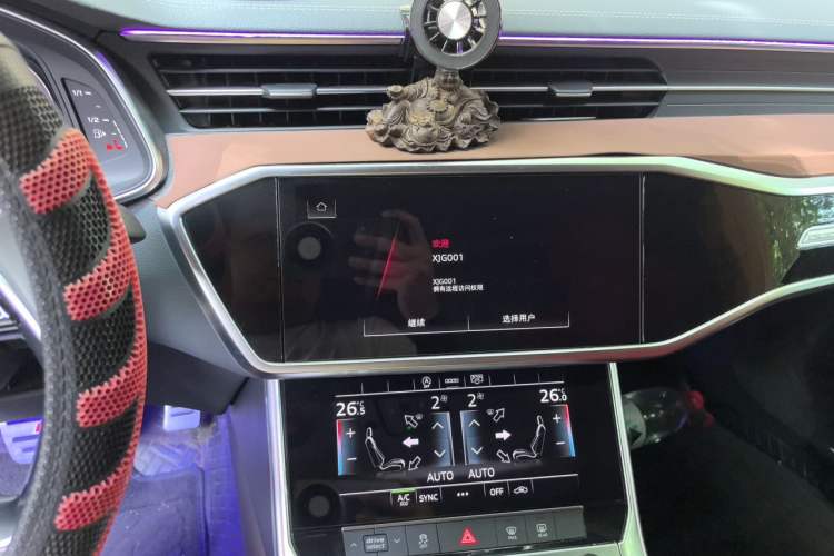 Used Audi A7L 2022 45 TFSI S-line Dream-Building Edition Audio And AC Panel