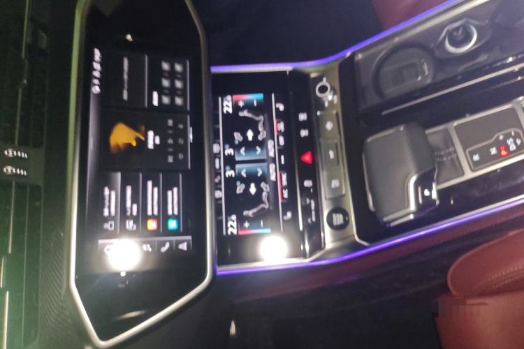 Used Audi A7L 2022 45 TFSI quattro S-line Black Warrior Edition Audio And AC Panel