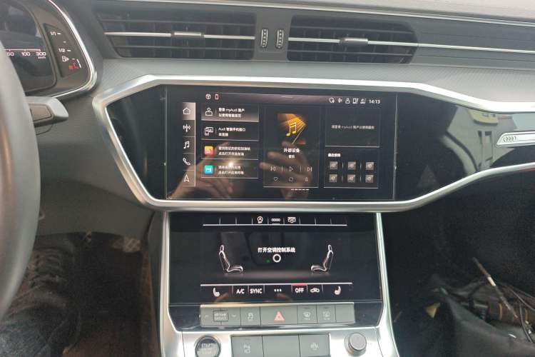 Used Audi A7L 2022 45 TFSI S-line Dream-Building Edition Audio And AC Panel