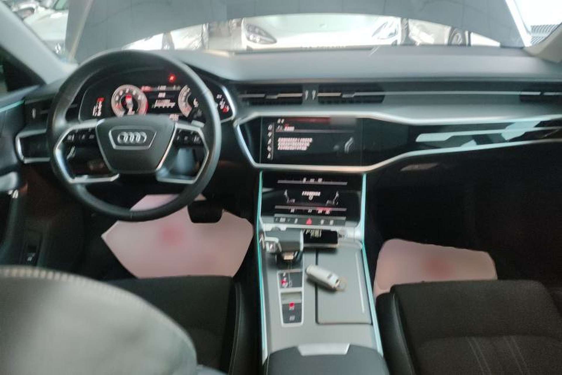 Used Audi A7L 2022 45 TFSI S-line Dream-Building Edition Center Console